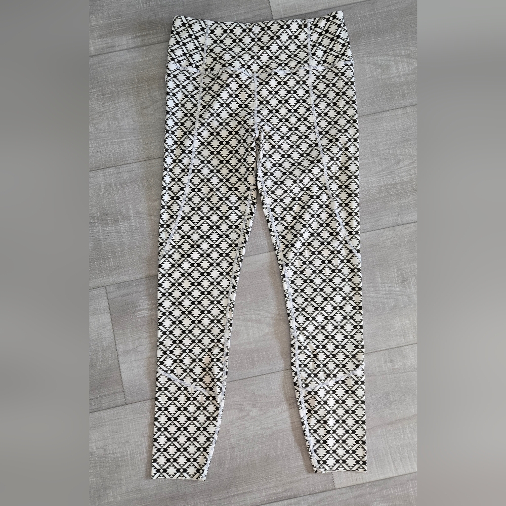 Varley | high-rise move yoga leggings in geometric pattern, size M